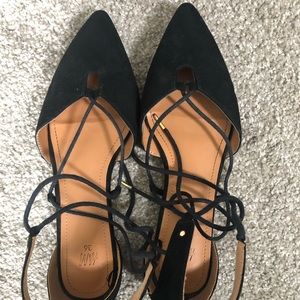 Pointed toe, lace-up ballet flats